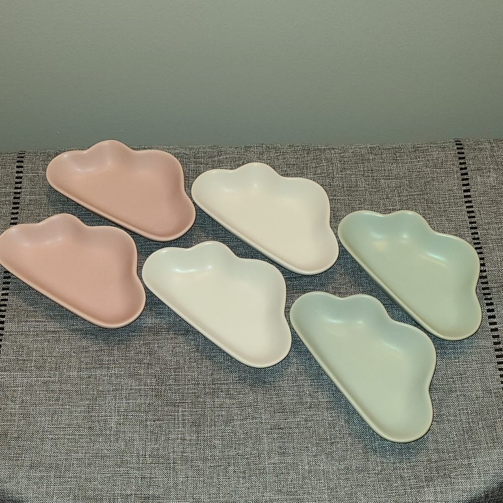 Cloud-Shaped Ceramic Plates Set - Cream, Pink, Green